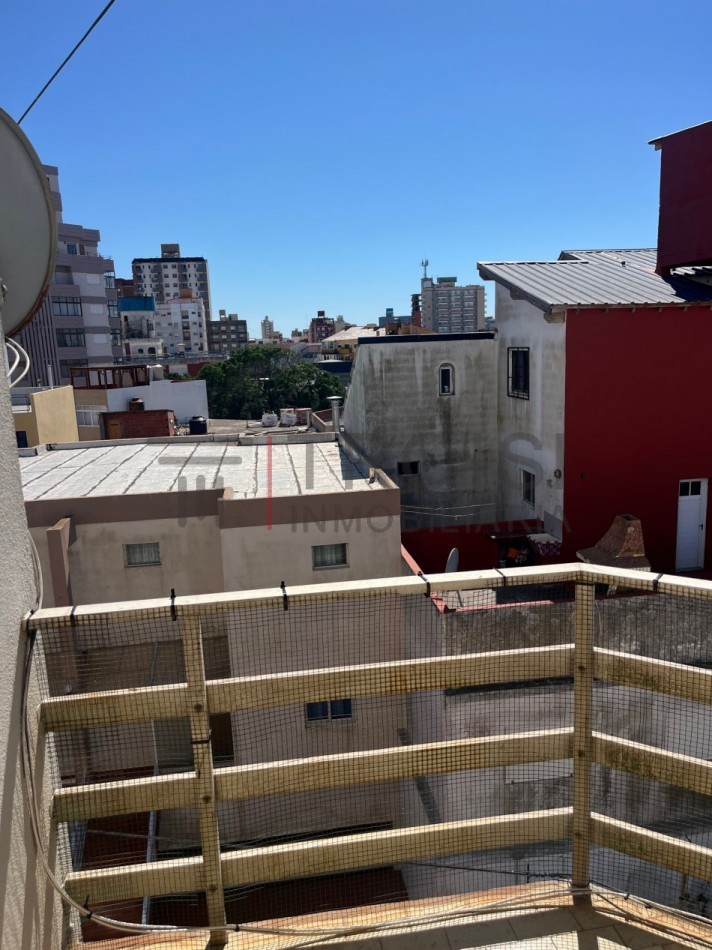 V15 - Depto. 2 ambientes - Calle 43 e/2 y 3