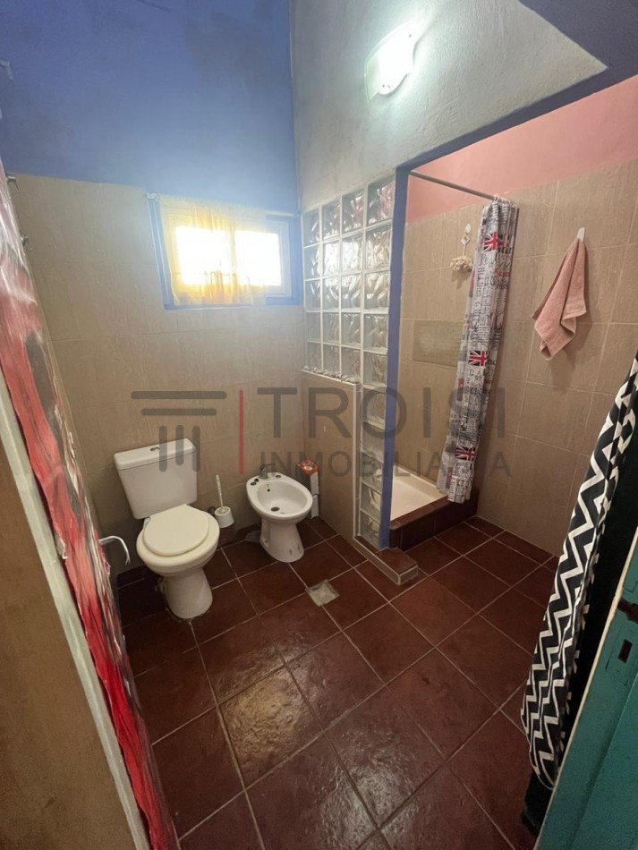 V24 - Chalet 4 ambientes - Calle 6 e/29 y 30