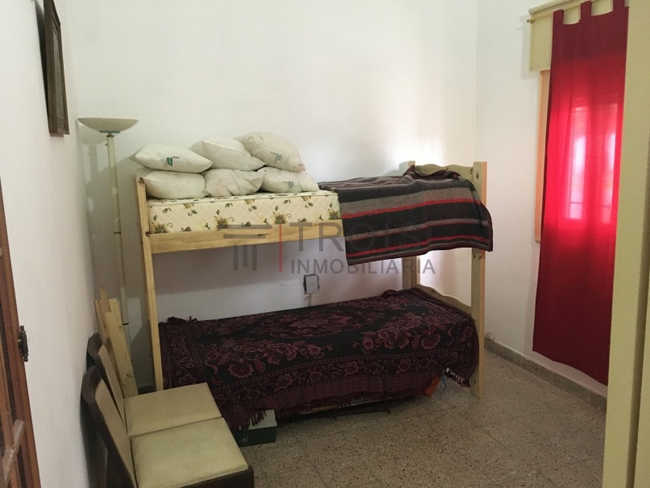 V37 - Monoambiente + Chalet 3 ambientes - Calle 30 e/ 5 y 6 