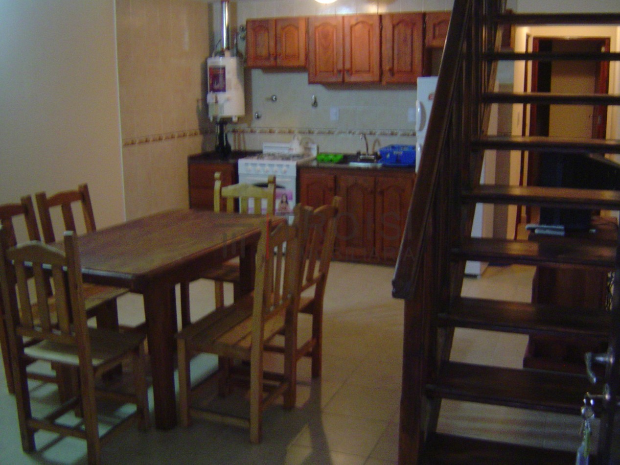V23 - Depto. 2 ½ amb - Av. 32 e/7 y 8
