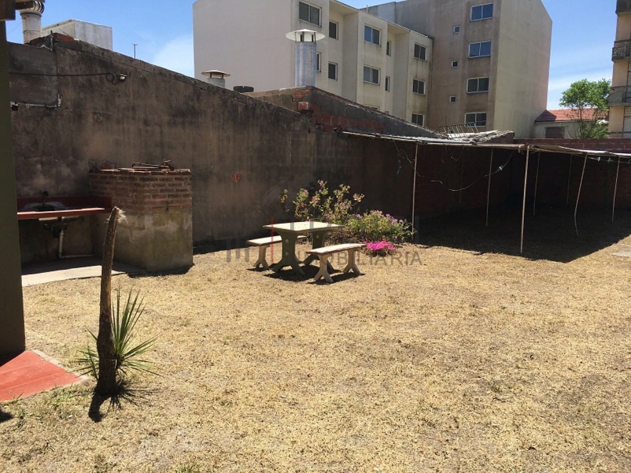 A17b - Depto. 2 ambientes - Av. 32 e/2 y 3