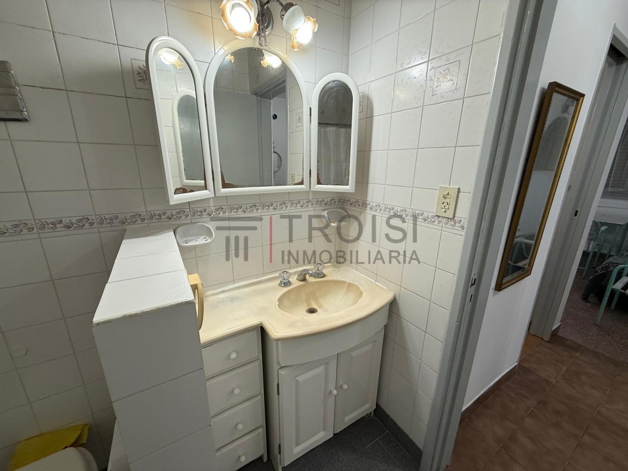 V2 - Chalet 3 ambientes - Calle 39 e/5 y 6
