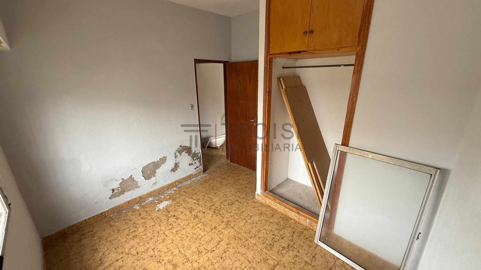 V31 - Depto. 2 ambientes - Calle 2 e/35 y 36