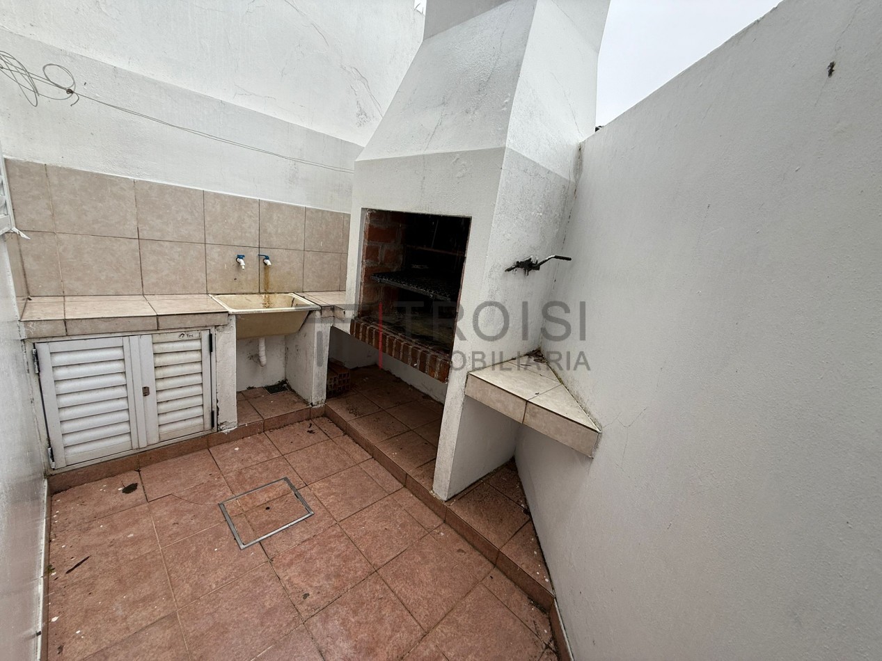 642 - Duplex de 3 ambientes - Calle 64 e/1 y 2
