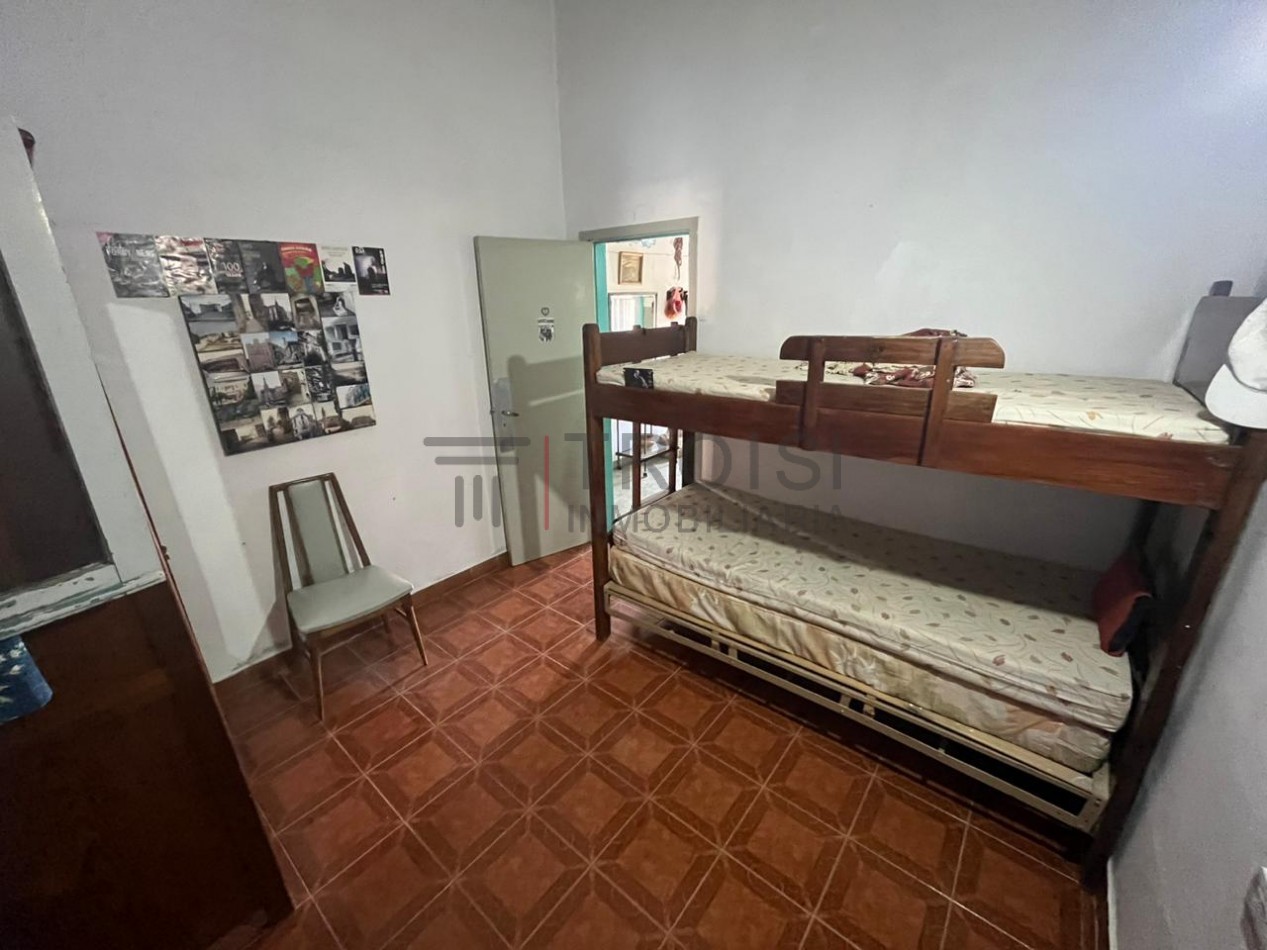 V24 - Chalet 4 ambientes - Calle 6 e/29 y 30