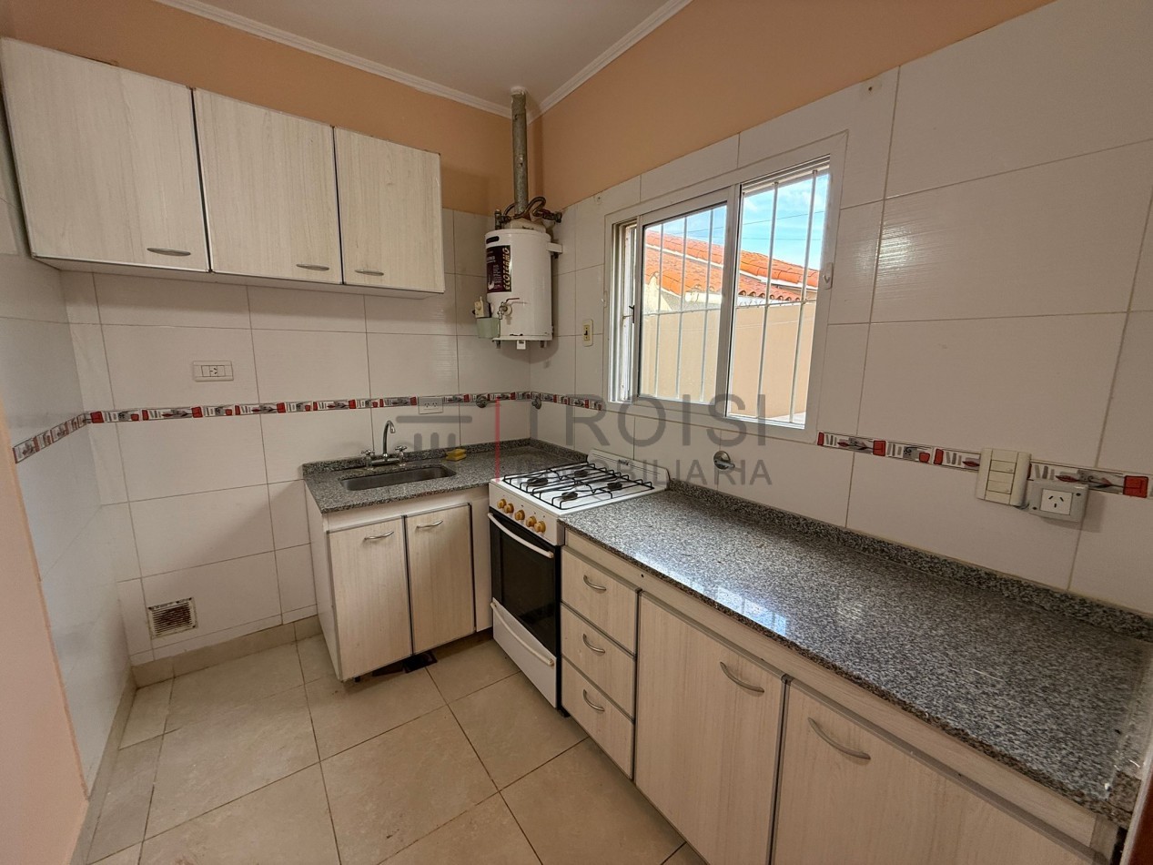 292 - Chalet de 3 ambientes - Calle 29 e/ 6 y 7