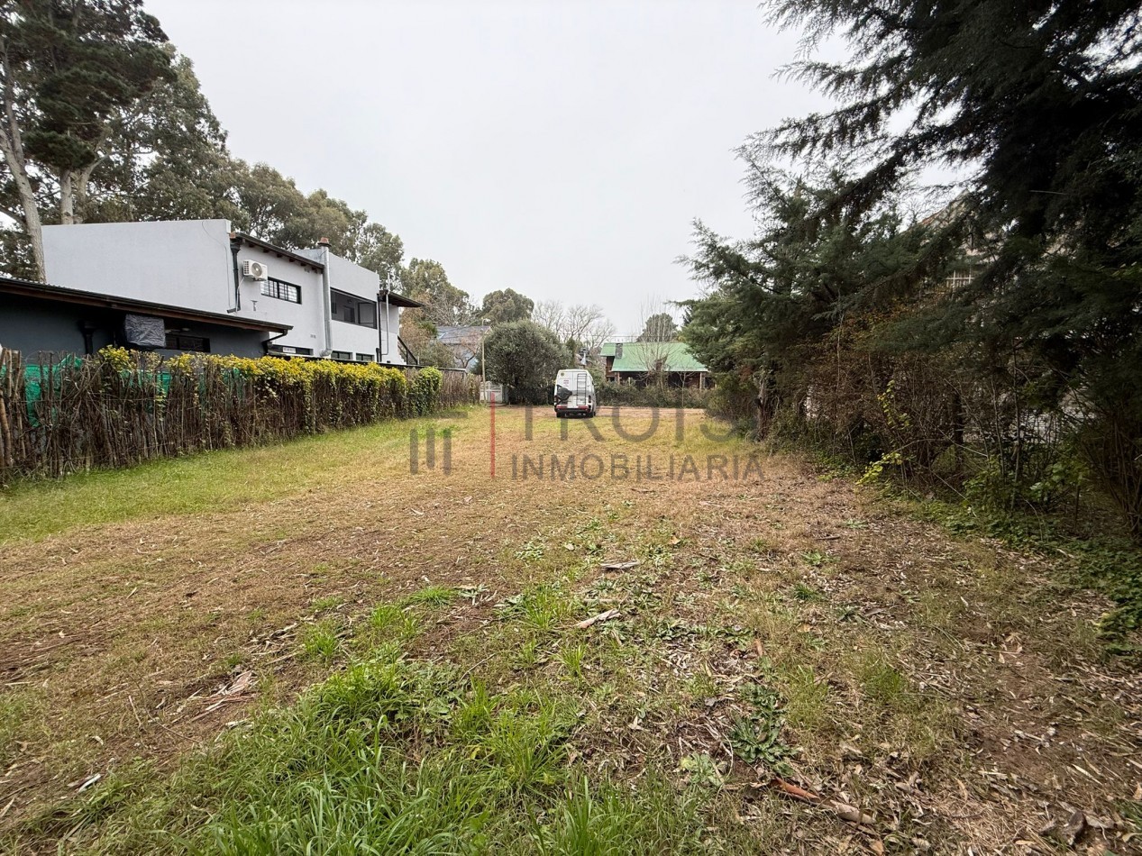 L7 - Lote Calle La Rioja e/ Av. Entre Rios y Parque Publico - Santa Teresita