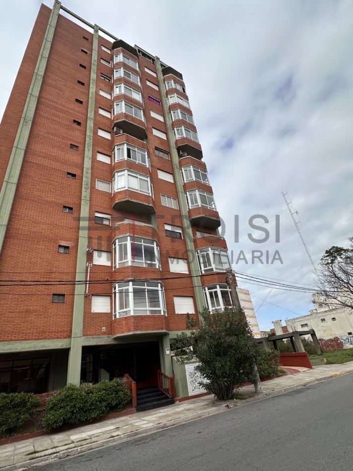 V47 - Departamento - 2 Ambientes - Diagonal 18 N°1350 entre 40 y 41 - 6° Piso - Santa Teresita