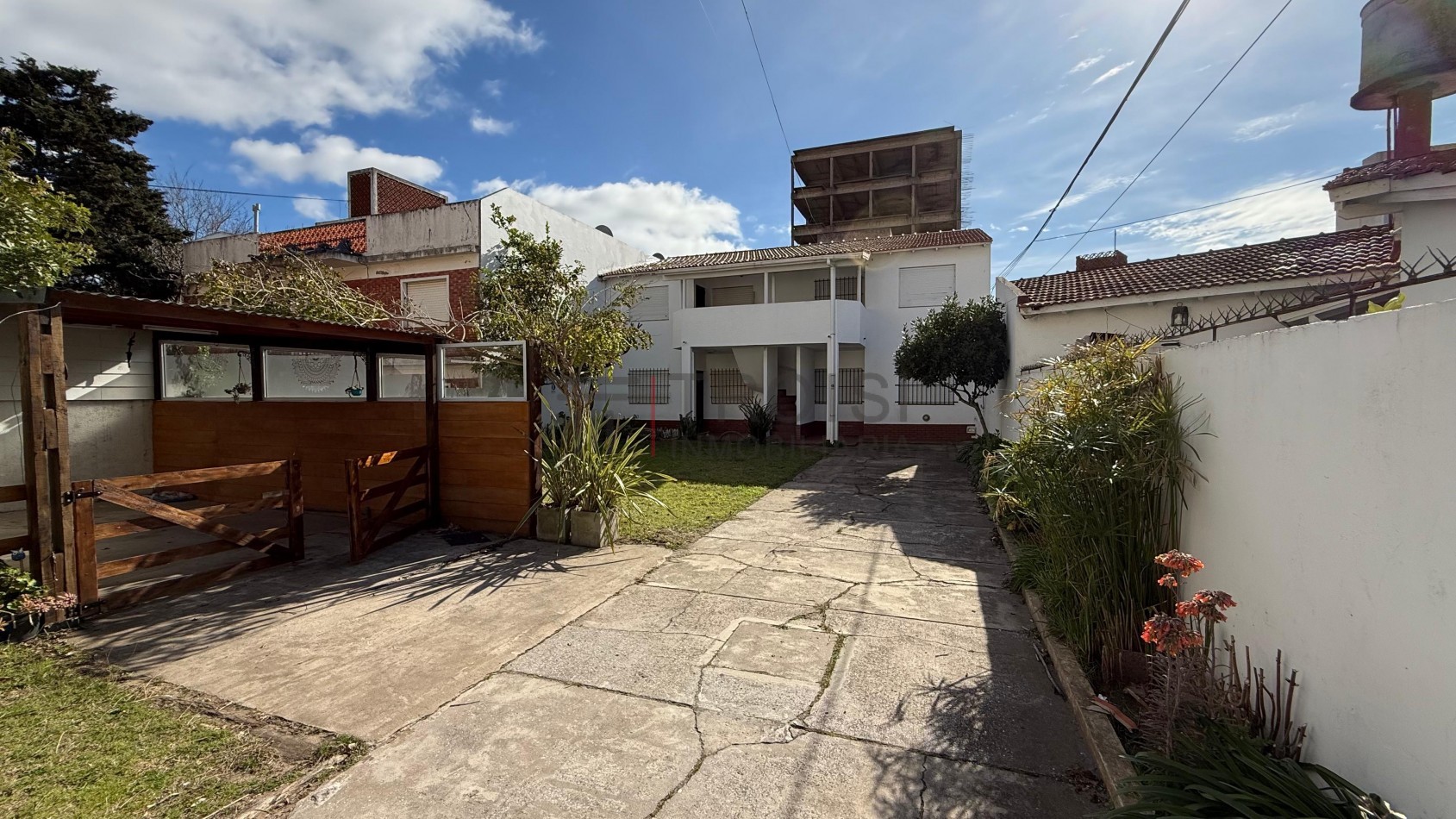 V51 - Departamento 3 ambientes - Calle 44 e/3 y 4
