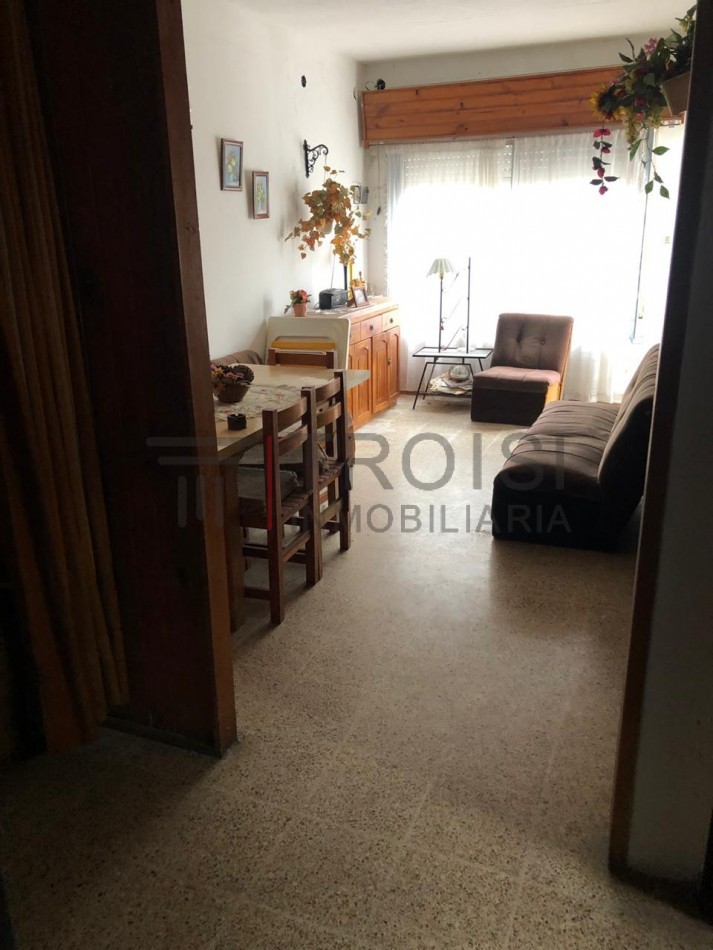 V38 - Chalet 3 ambientes - Calle 28 e/6 y 7