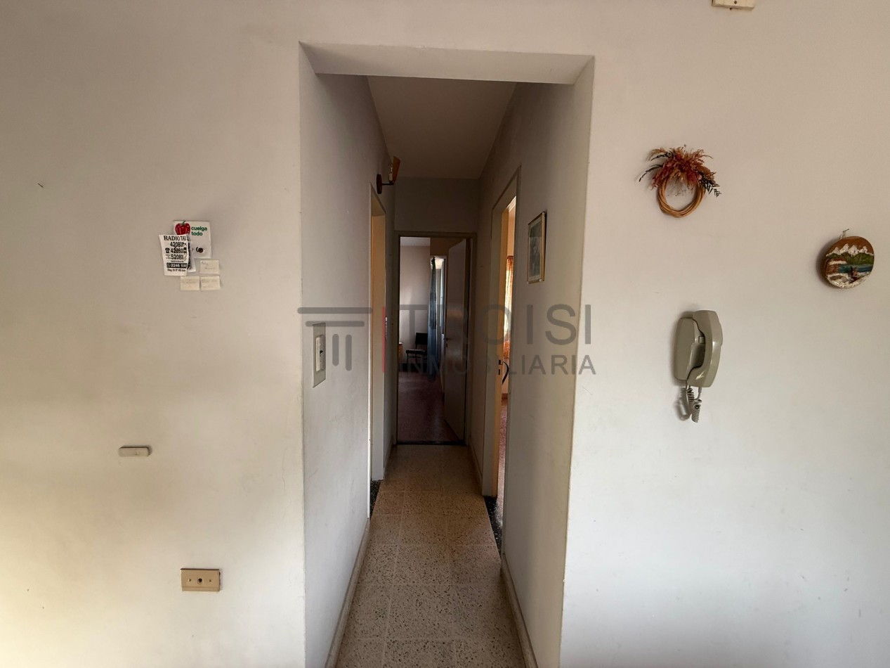 V50 - Depto. 3 ambientes c/ cochera- Calle 35 e/ 2 y 3