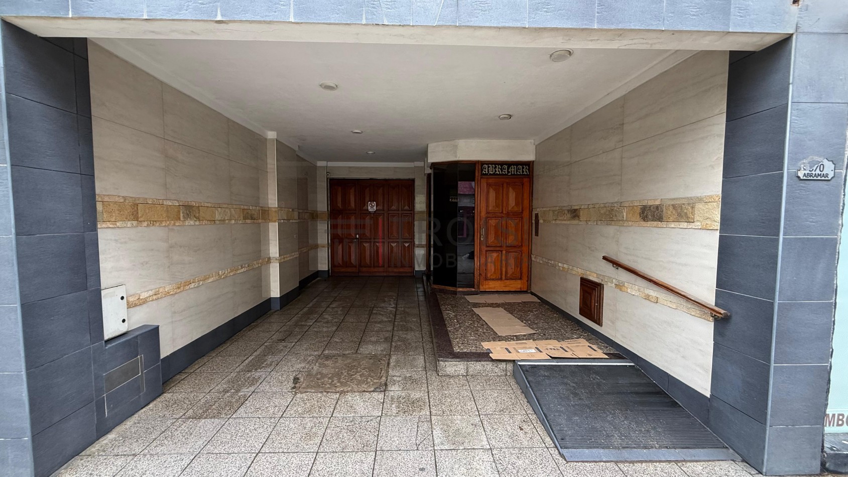 V31 - Depto. 2 ambientes - Calle 2 e/35 y 36