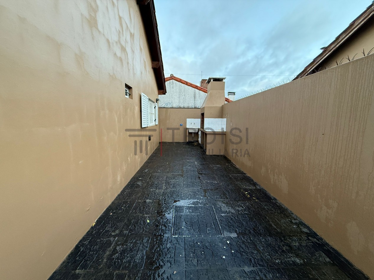 291 - Chalet 3 ambientes - Calle 29 e/6 y 7