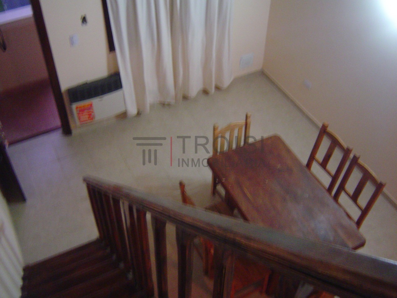 V23 - Depto. 2 ½ amb - Av. 32 e/7 y 8