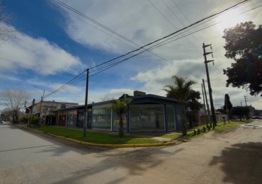 V28 - 5 locales - Calle 32 esq. 9 