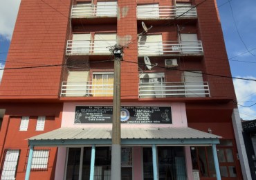 V20 - Departo. 2 Ambientes con Cochera - Calle N°150
