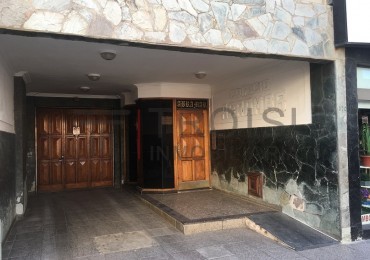V31 - Depto. 2 ambientes - Calle 2 e/35 y 36