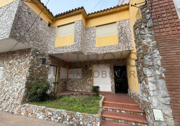 V17 - Depto. 2 ambientes - Calle 36 e/ 2 y 3