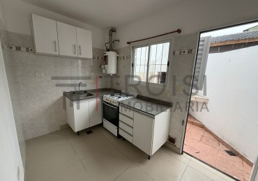 642 - Duplex de 3 ambientes - Calle 64 e/1 y 2