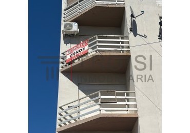 V15 - Depto. 2 ambientes - Calle 43 e/2 y 3
