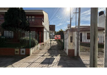 V51 - Departamento 3 ambientes - Calle 44 e/3 y 4