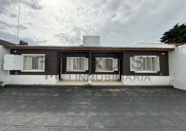 643 - Chalet de 3 ambientes - Calle 64 e/1 y 2