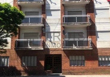361 - Depto. 2 ambientes a 100 mts del mar - Calle 36 e/2 y 3